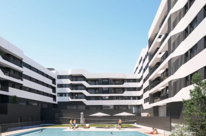 This project is located in the center of the city, but it offers a feeling of open spaces with large terraces overlooking the sea and gardens in the common areas.
