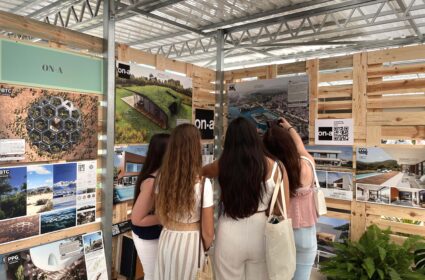 En ON-A, celebramos nuestra participación en la 2ª edición de EcoConstruir, la feria reunió a profesionales de la bioconstrucción y permitió descubrir las últimas tendencias en innovación y sostenibilidad.